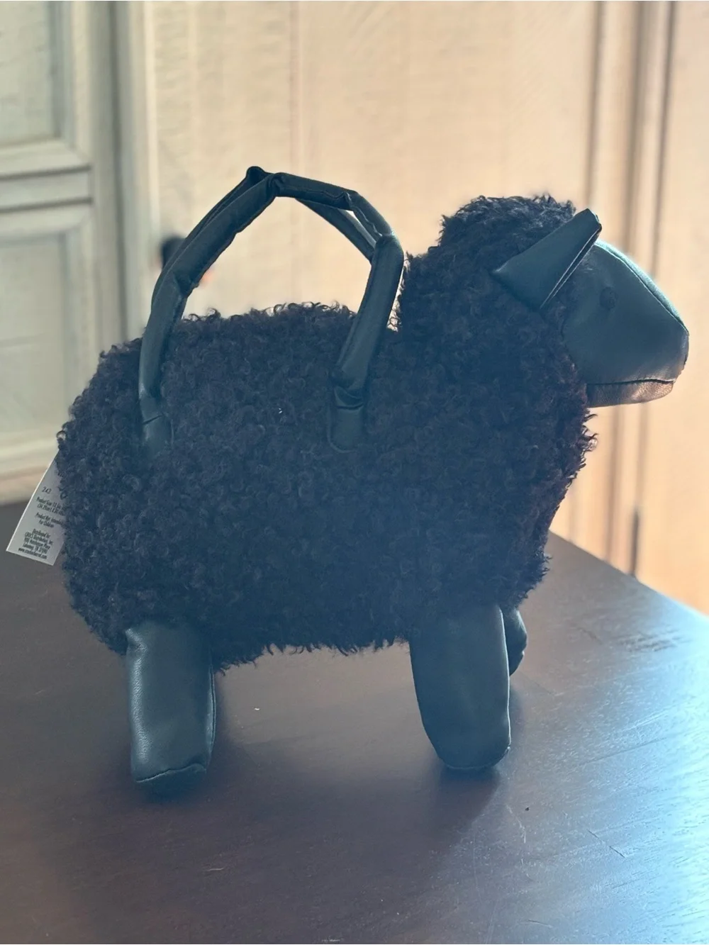 *VIRAL* BLACK SHEEP FAUX FUR CB HANDBAG *NWT*